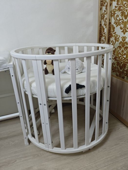 Продам кроватку трансформер от 0 до 5лет