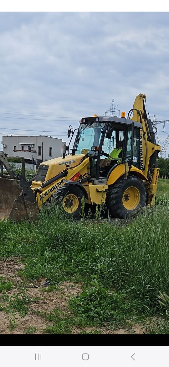 Buldoexcavator de închiriat