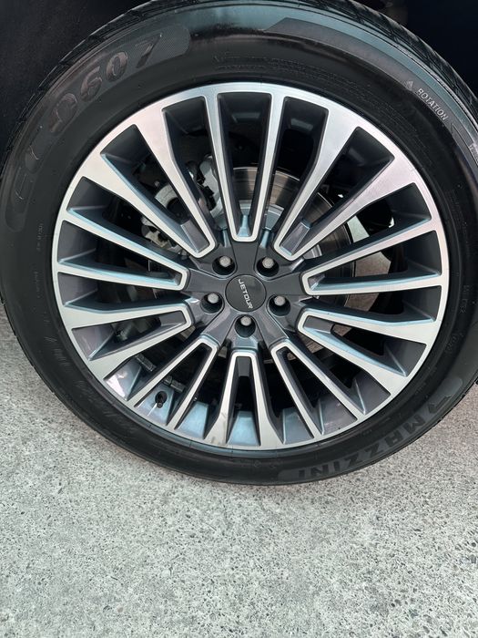 Продается JETOUR Х90