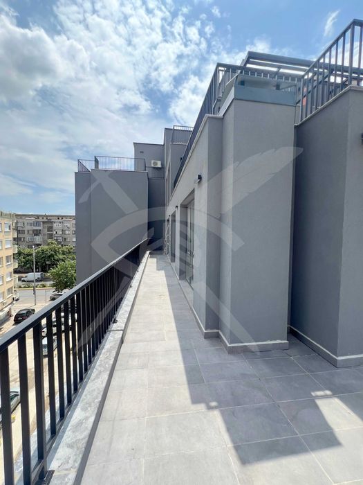 Продава се Тристаен апартамент в Пловдив, Център - 120 кв.м за 2099 €/кв.м - Снимка #20