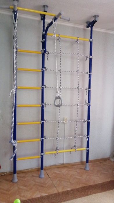 Продам шведскую стенку
