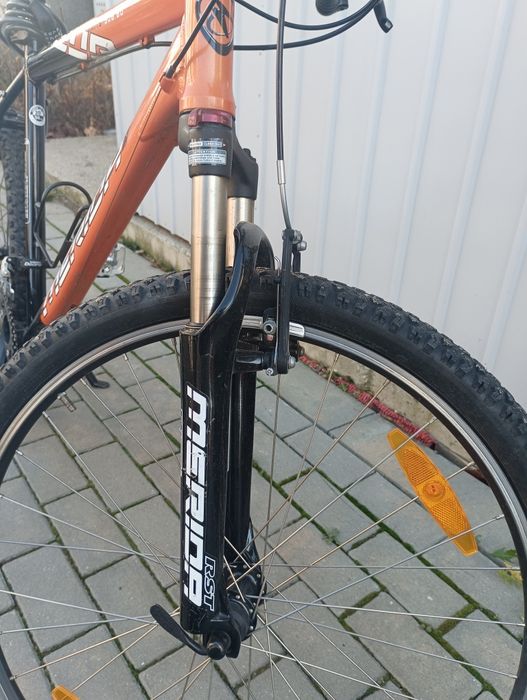 Vând bicicleta Merida