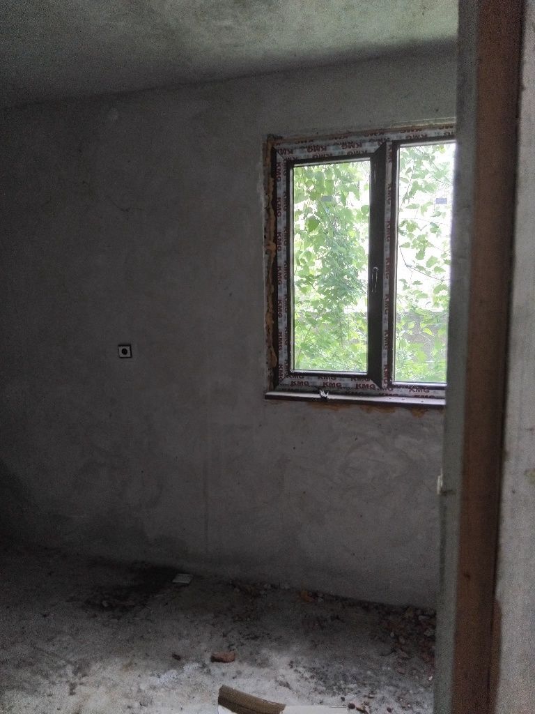 Продава къща в с.Коркина общ.Бобов дол