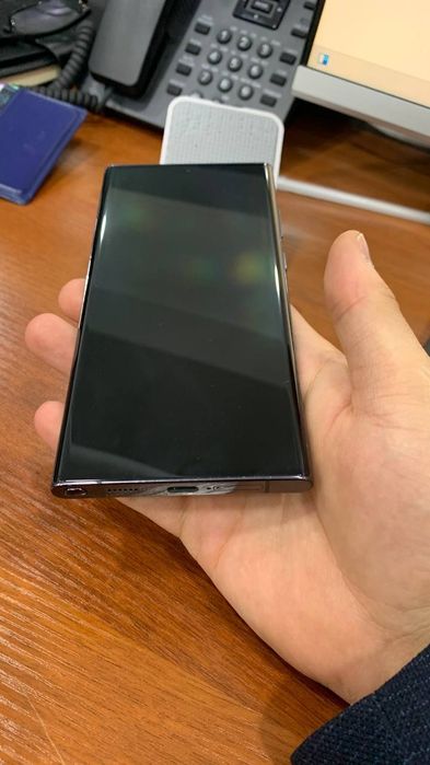 Samsung Galaxy S22 ultra  память 256 гб