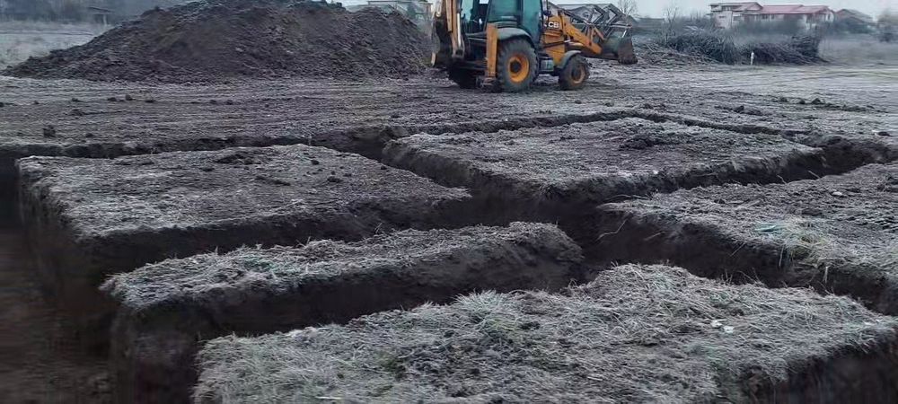 servicii demolari cu buldoexcavator, fundatii , deszapezire