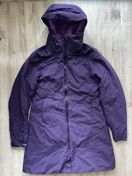 Bergans Helly Hansen Nike  ветровка пухено яке