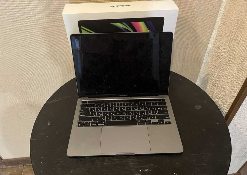 Apple MacBook Pro 13 M2  16GB 256GB