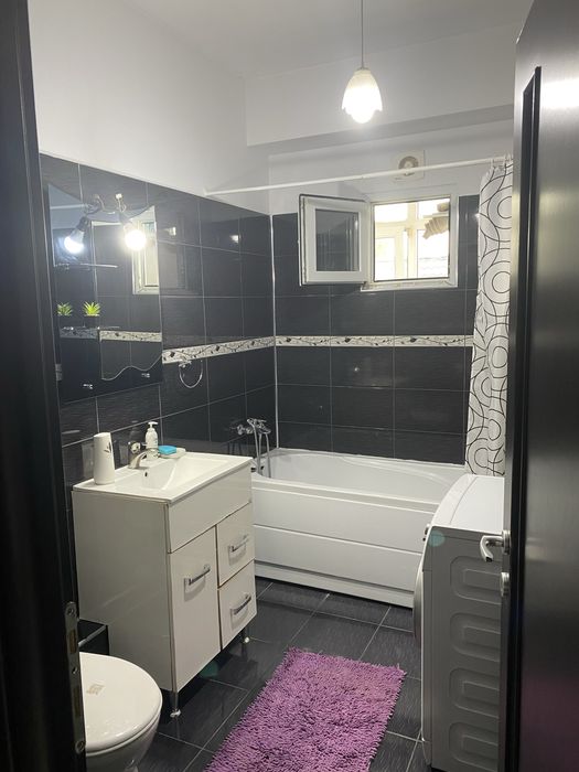 Apartament 3 camere de inchiriat