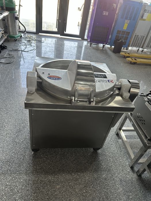 Kutter piyoz tugraydigan uskuna