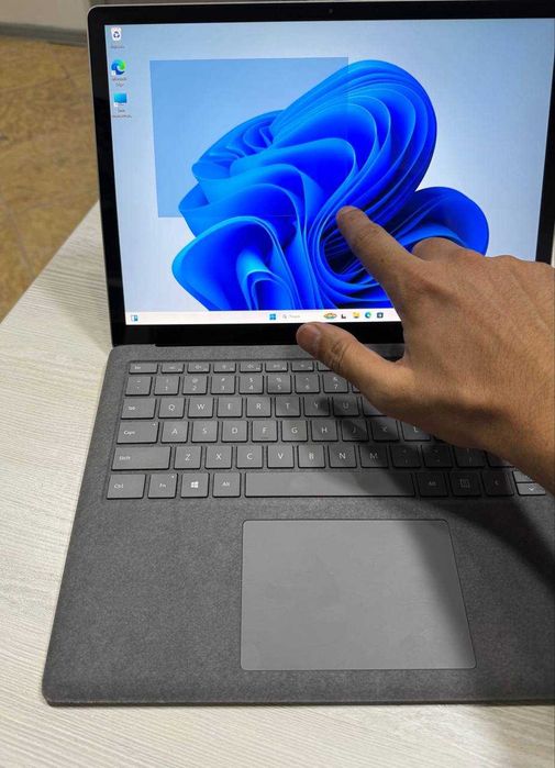 MICROSOFT SURFACE LAPTOP 4 / 13.5 ips сенсоp CORE i5-1145G7 8GB/256GB