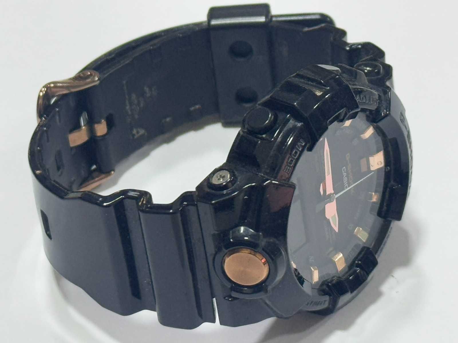 Часовник Casio G-Shock GA-810GBX-1A4ER