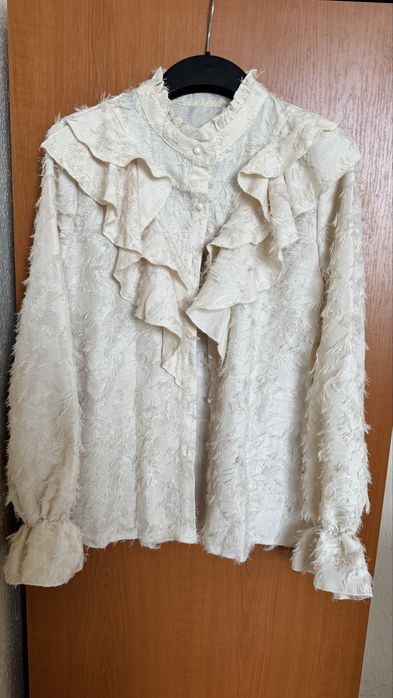 Нов модел риза  Shein,размер Л