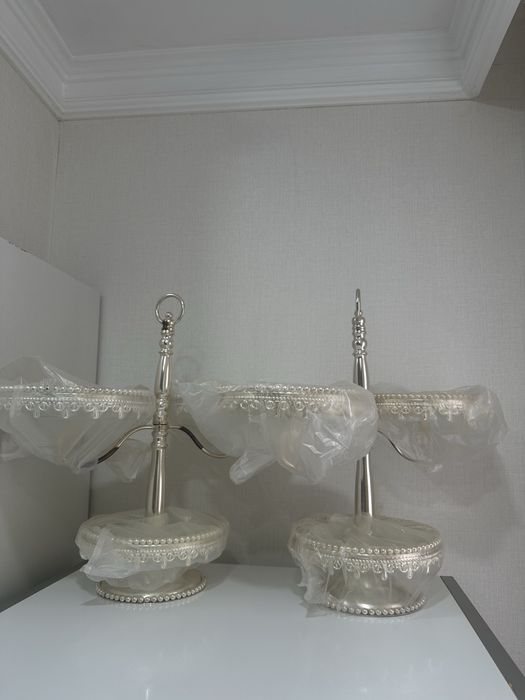 Ыдыс 2еуі бірге 5000тг