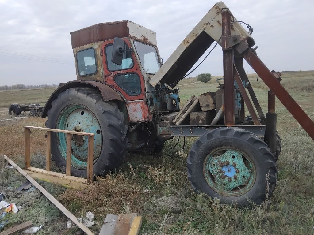 Продам т-40 ам. Из комплектующих есть всё .
