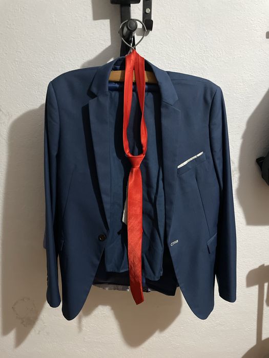 Продам костюм, размер 48