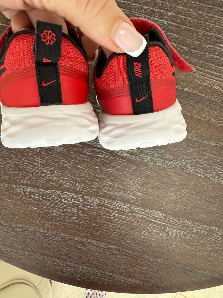 Nike Найк детски маратонки 23.5