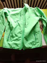 Vând jacheta de culoare verde deschis mărime L