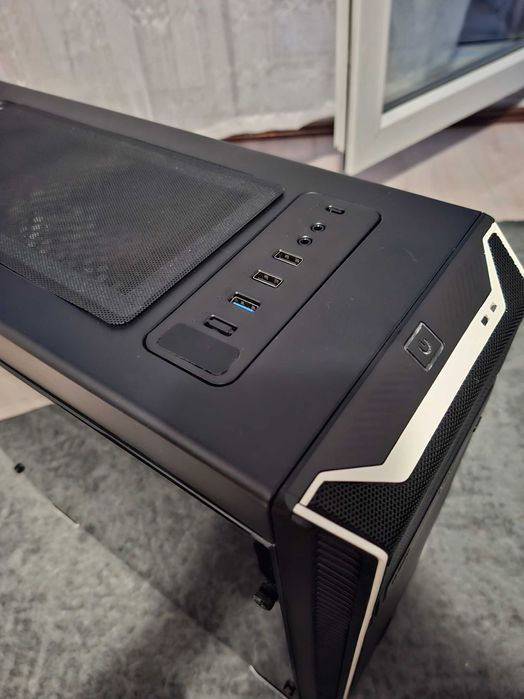 Vand pc de  gaming