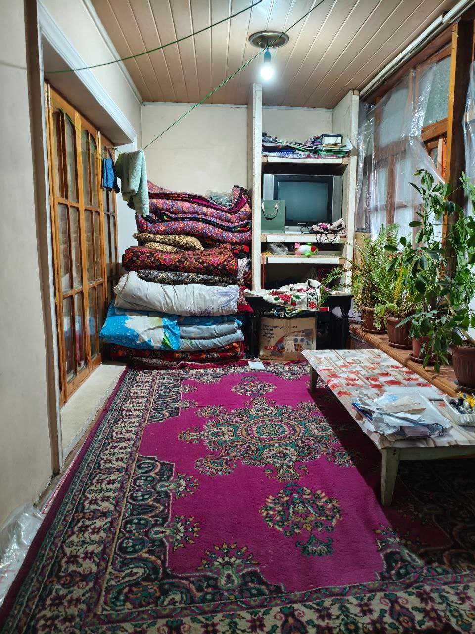 3 xonalik kvartir arenda beriladi Oilaga 1 qavvat