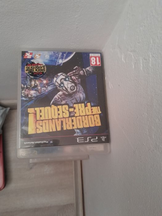 Vând PS 3 folosit putin