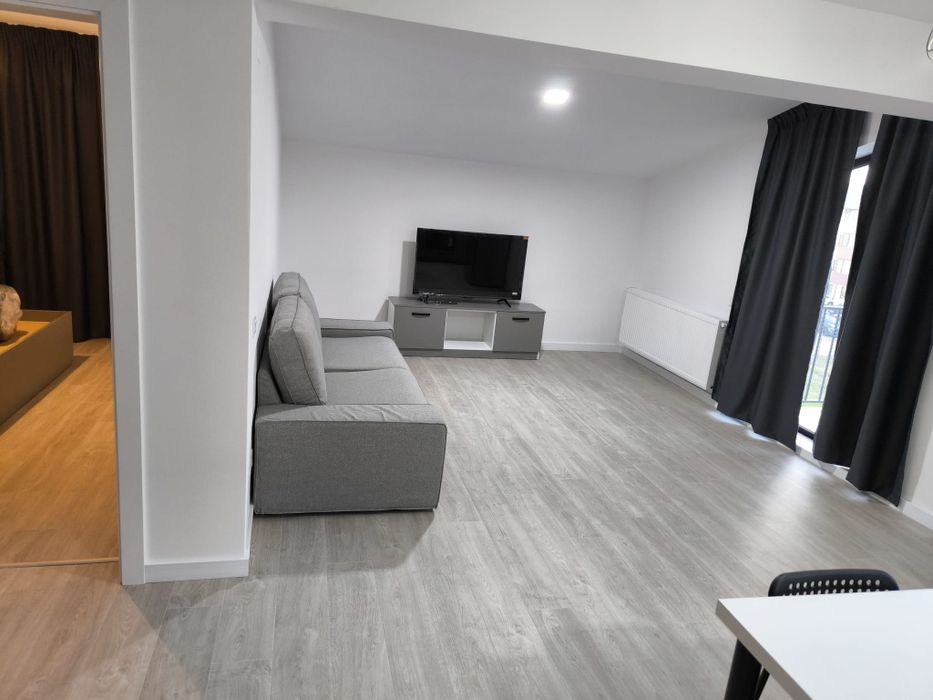 Particular 2 cam. Nicolae Grigorescu. Prima închiriere