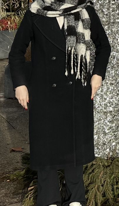 Отдам пальто шерстяное