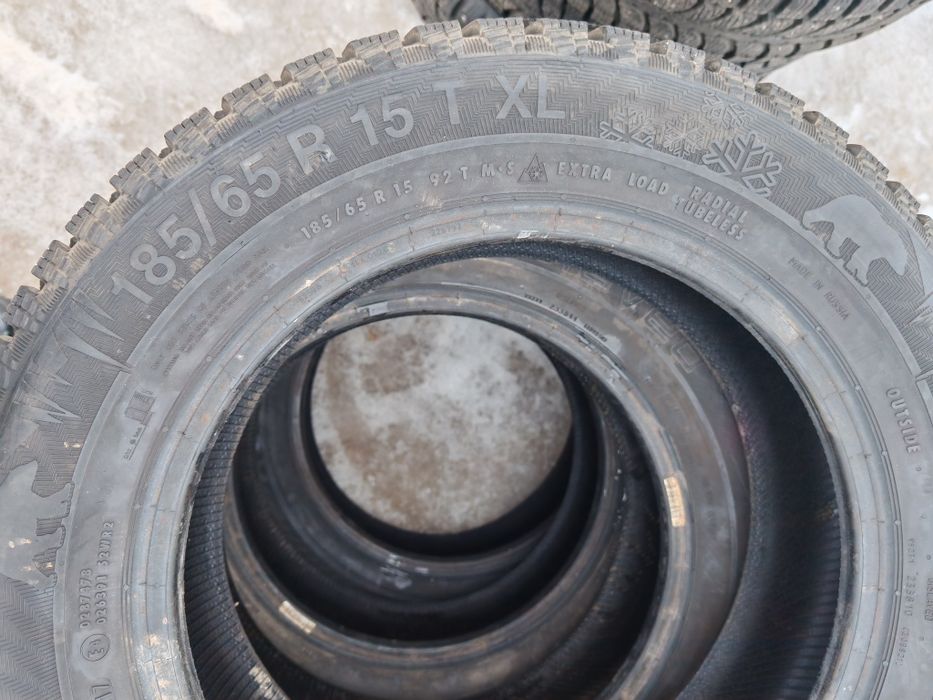 Продам зимние шины  R15