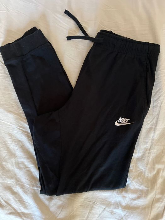 Нови Мъжки Долнища Nike
