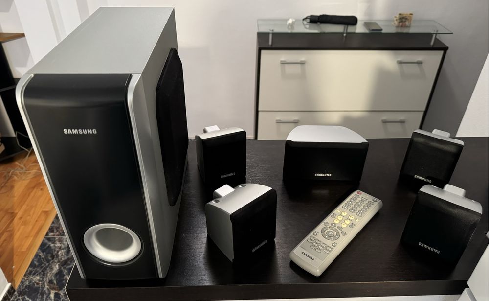 Sistem home cinema Samsung DVD player 5.1