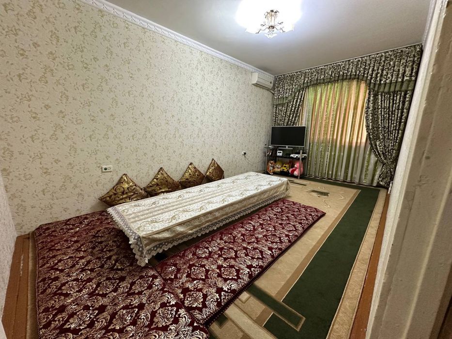 Tezda sotiladi!! Remonti yaxshi xolatda  tez va arzon.