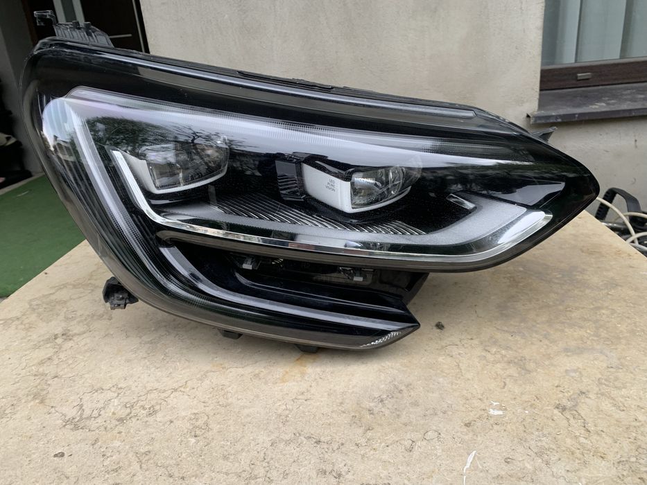 Far dreapta Renault Magane 4 full led