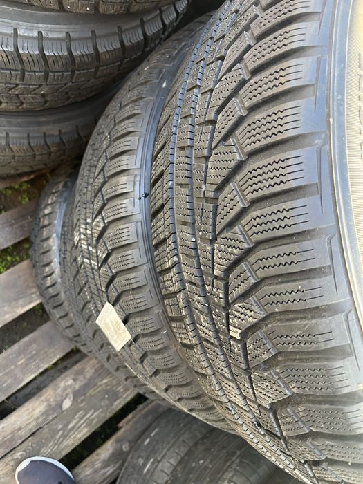 4бр ЗИМНИ ГУМИ 225/55/18 Hankook