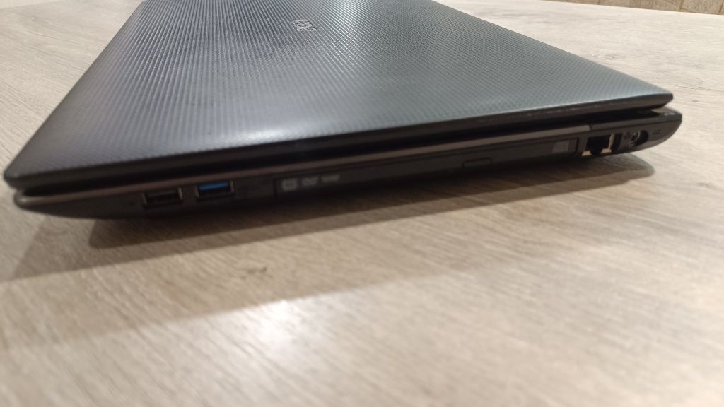 Лаптоп ACER Aspire intel i5  8GB  RAM  2GB видеокарта