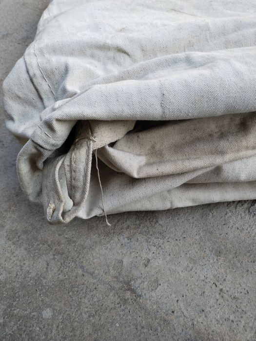 Брезент б/у  4,70м на 4,40м