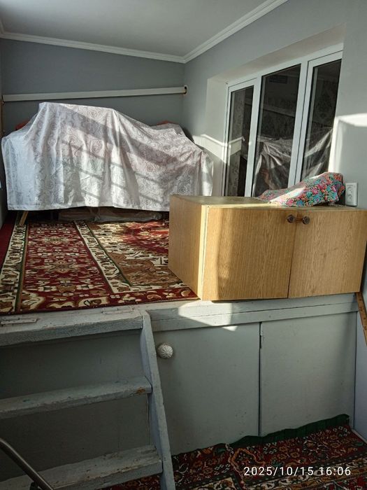 Uy sotiladi barcha qulayliklarga ega