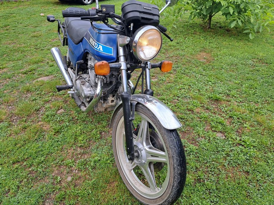 Motocicletă Honda CB250N (T-20KW)
