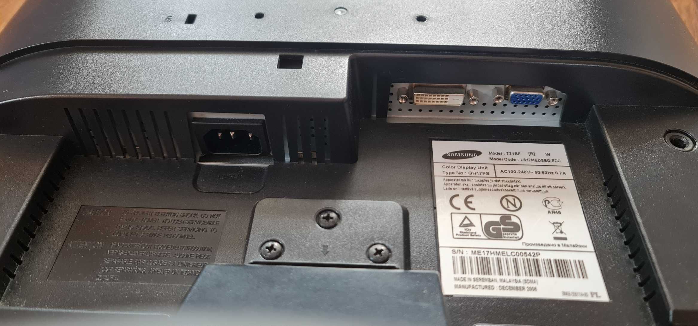 Монитор за настолен компютър Samsung 731BF