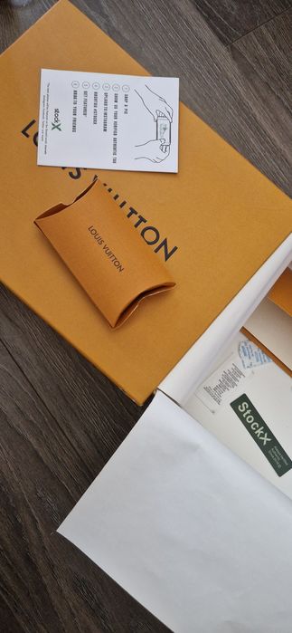 Vand adidasi Louis Vuitton Trainer