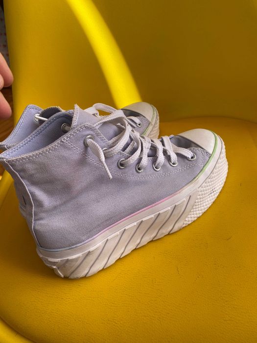 Продавам оригинални маратонки Adidas