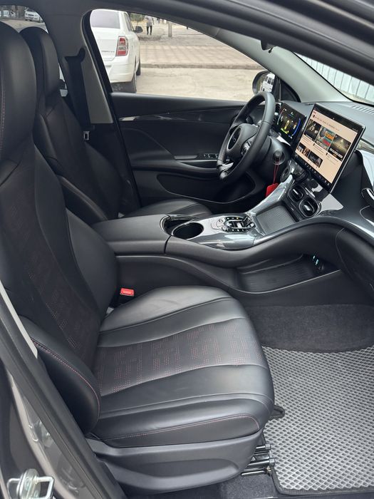 BYD E 2 Sotiladi Afitsalniy