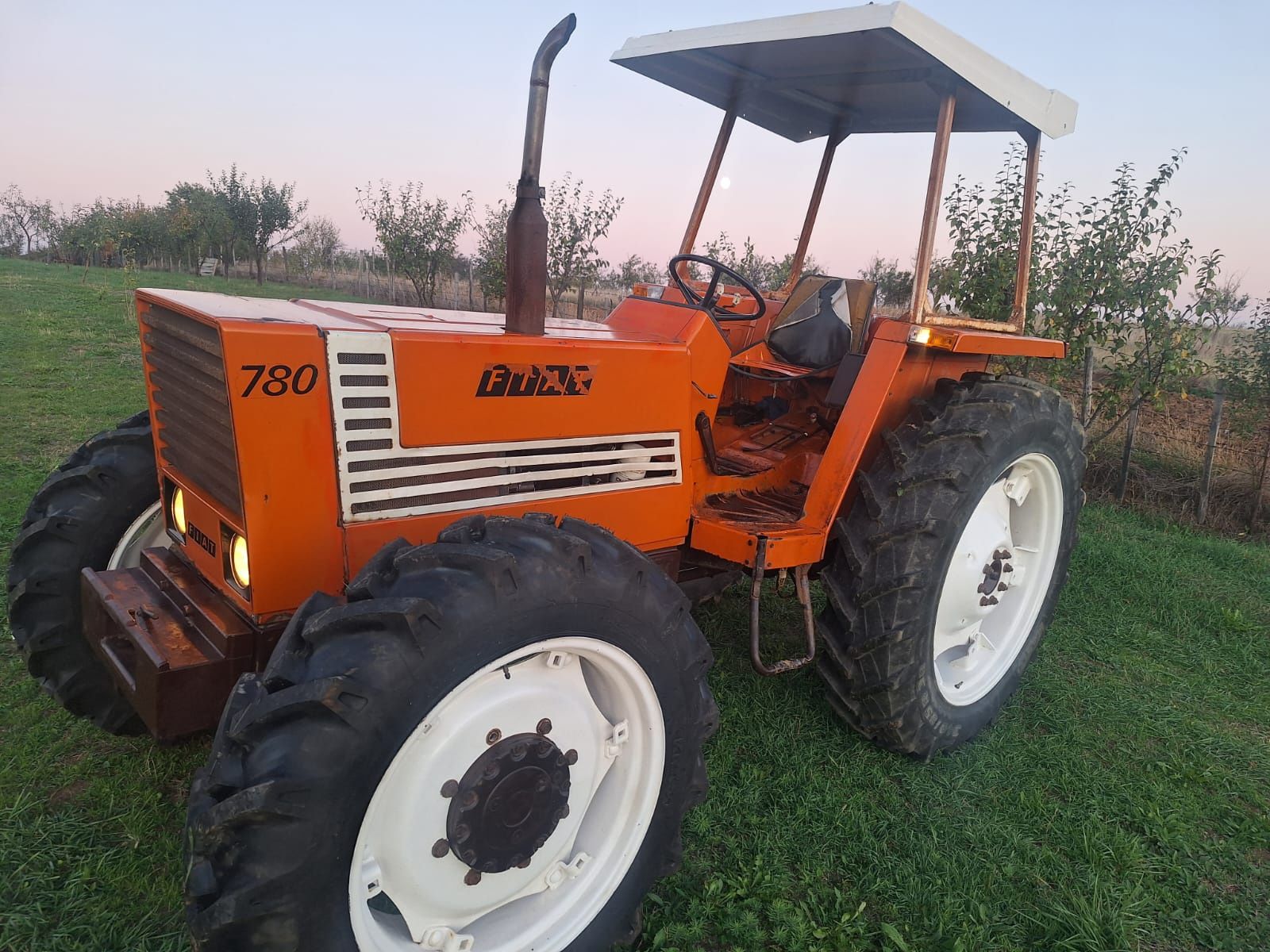 Închiriez Agri fiat fiatagri 780 dtc