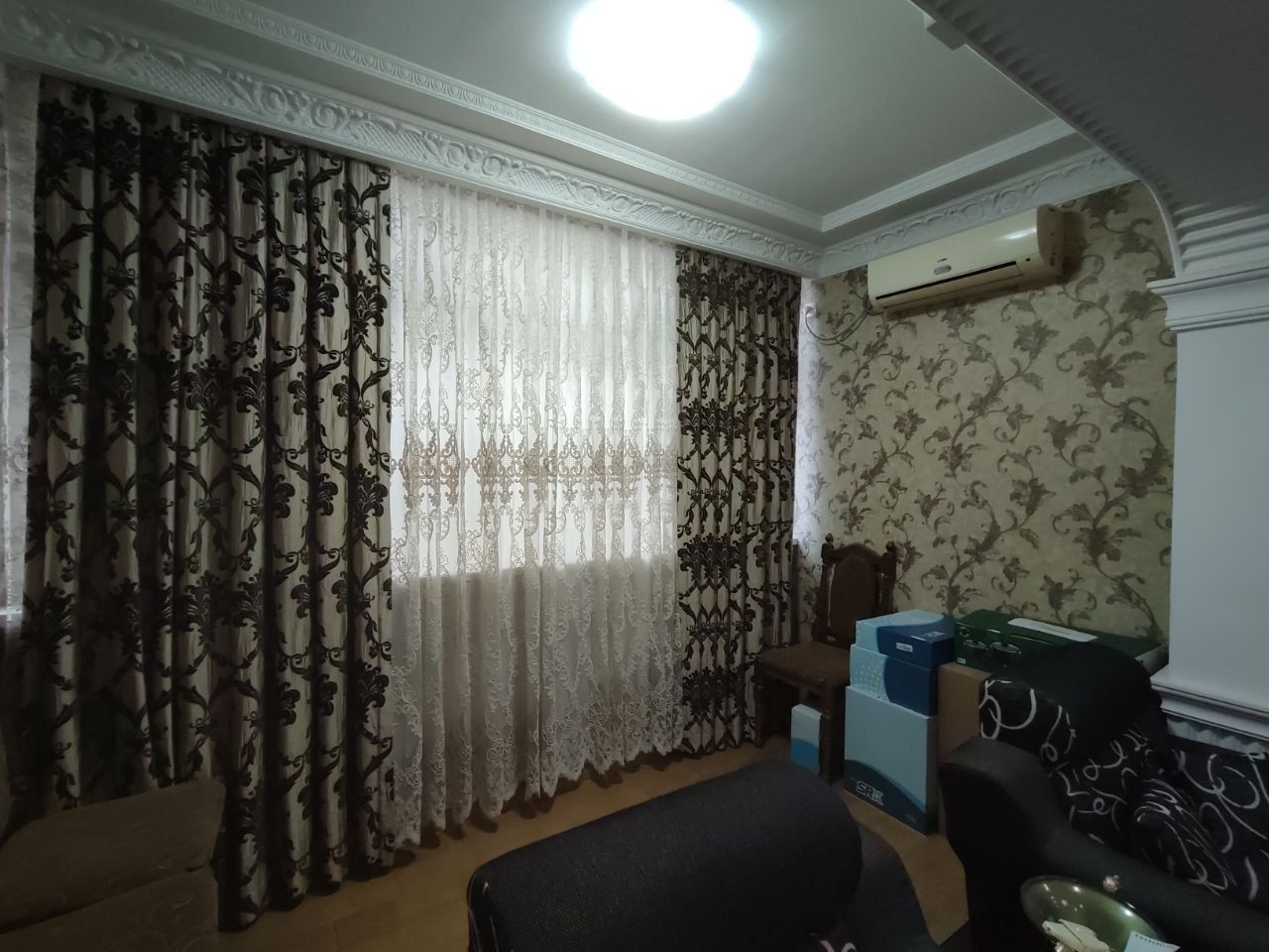 Продается квартира Юнусабад