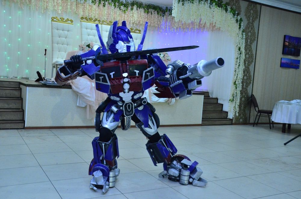 Трансформер оптимус прайм