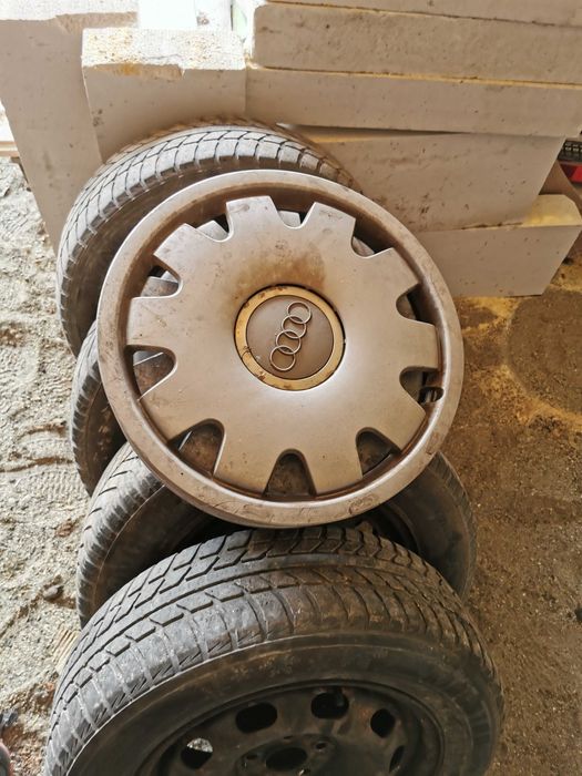 vând set de 4 jante 195/65 R15, capace Audi