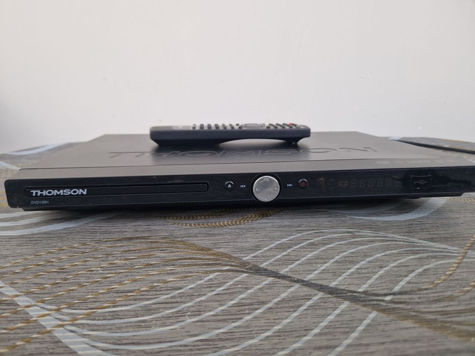 Se vinde dvd Thomson