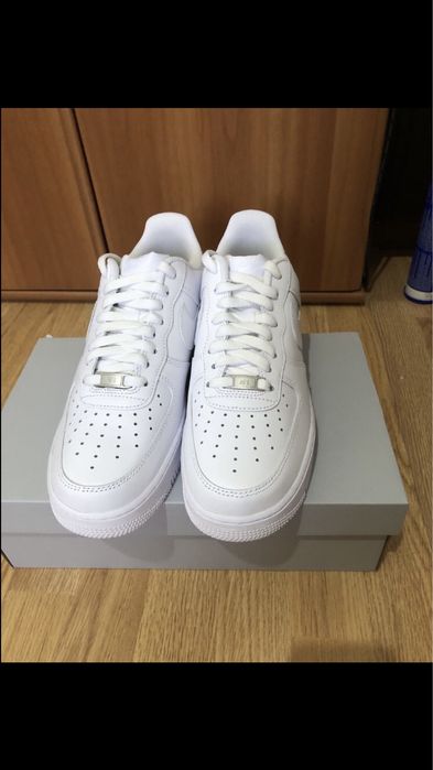 Nike AIR FORCE 1 white