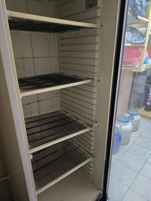 Vitrină congelare