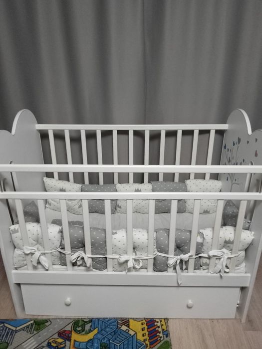 Кроватка детская