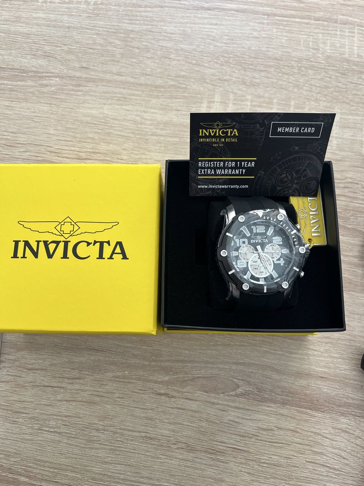Invicta Pro Diver