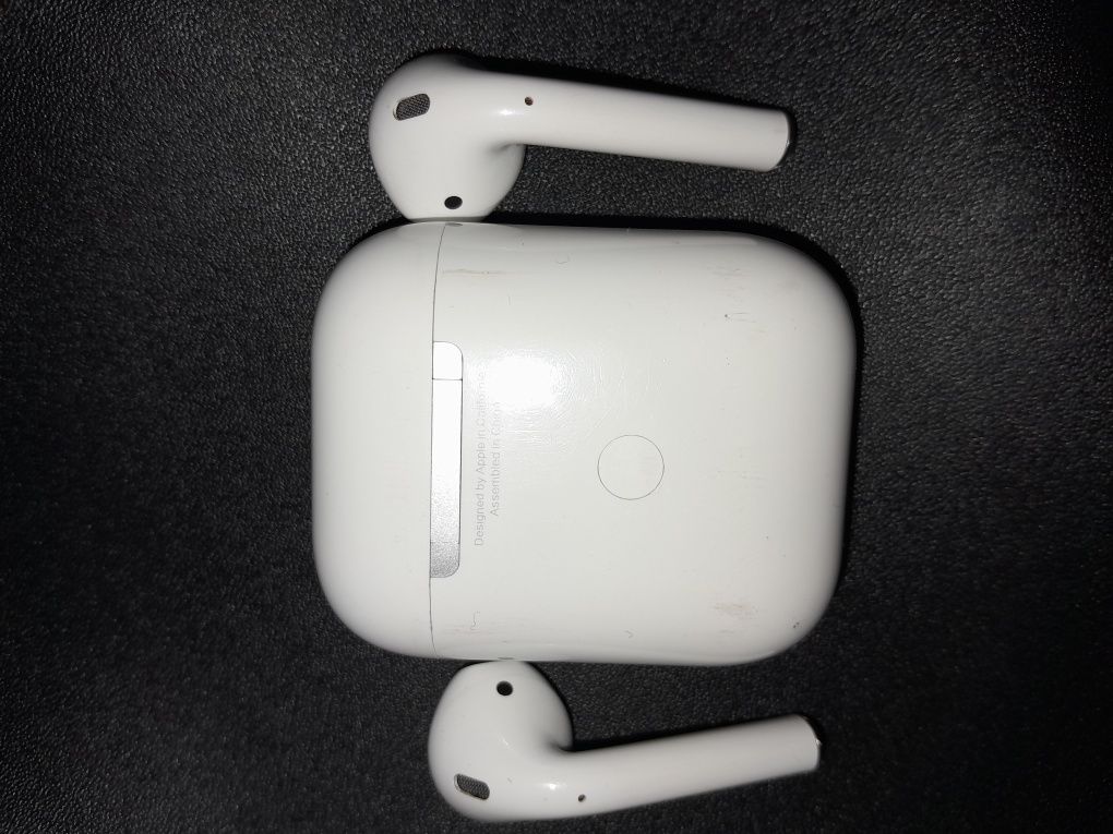 Наушники AirPods с гарантией